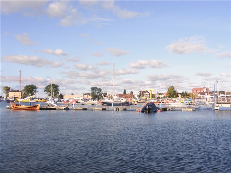 Picture Of Ships And Boats Landscape