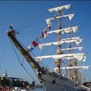 Picture Of Ships Races